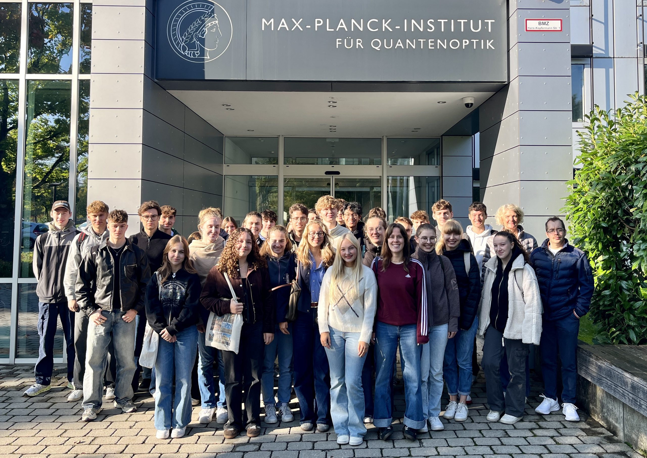 Von Quanten bis ins Universum- Fahrt der Physik-Kurse nach Garching