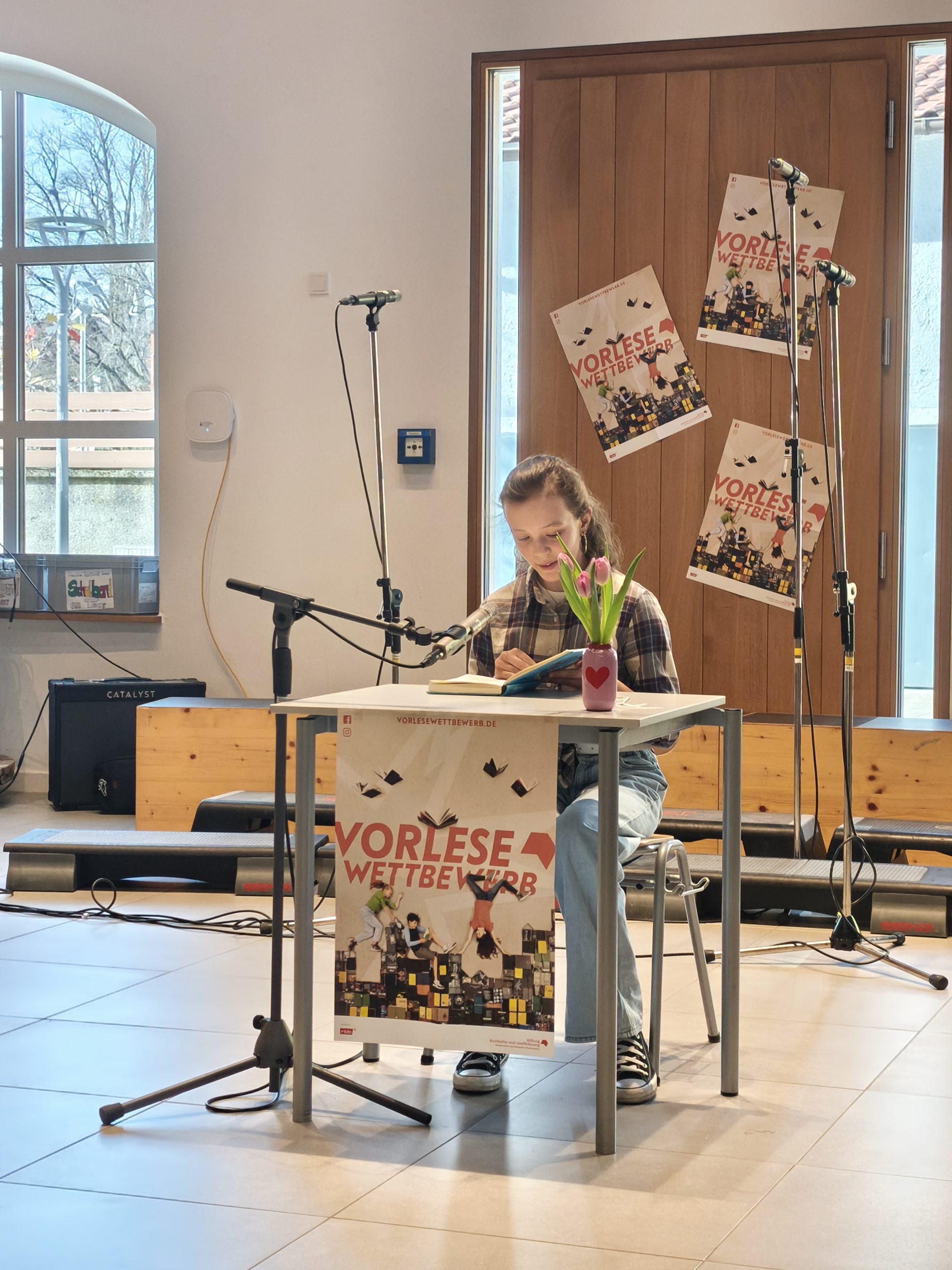 Schülerin des KvC gewinnt Regionalentscheid des Vorlesewettbewerbs